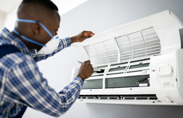 Técnicos Daikin Sevilla Reparación Aires Centralizados Daikin Sevilla